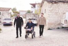 AFAD UMUT OLMAYA DEVAM EDİYOR