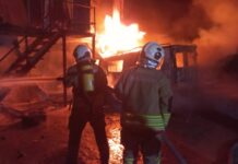 SAMANDAĞ’DA ŞANTİYE ALANINDA KONTEYNER YANGINI