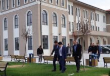 ARSUZ ARPADERESİ’NDE 16 DERSLİKLİ İLKOKULU SON AŞAMADA