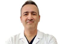 ABDOMİNAL AORT ANEVRIZMASI: SESSİZ TEHLİKEYE DİKKAT!