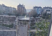 Defne’de Yaya Köprüsünde Çökme Meydana Geldi