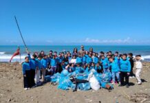 Gözcüler Sahili’nde Örnek Davranış: Temiz Çevre İçin El Ele