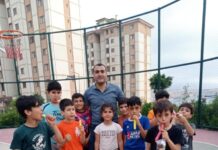 Deprem Konutlarında Geleneksel Çocuk Etkinliği Düzenlendi