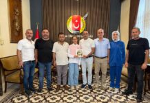 11 Yaşındaki Beren Bilgin İlk Kitabını İGC’de Tanıttı